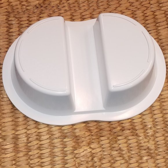 Vintage Melamine Nut Serving Bowl with Cracker - Picture 2 of 5